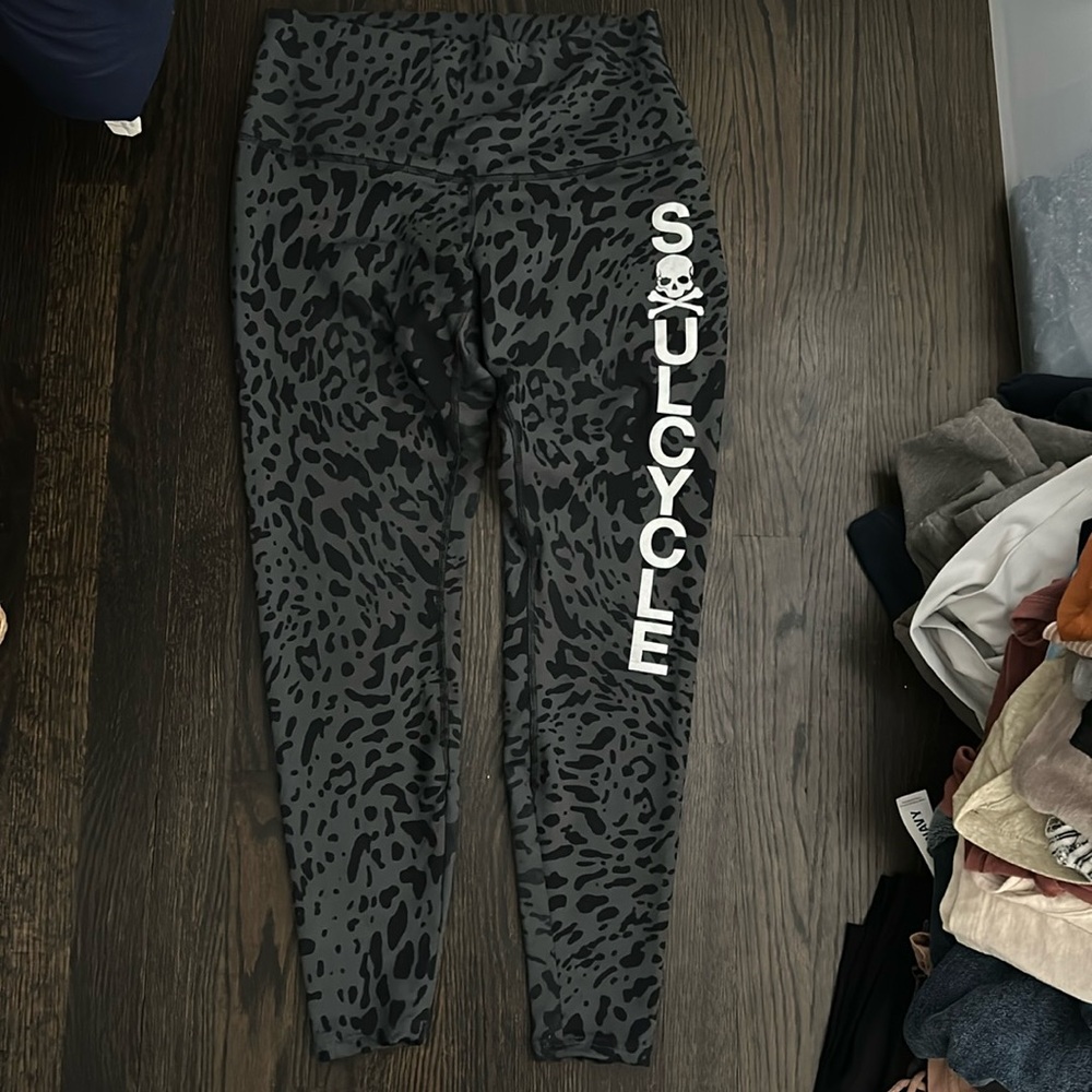 Fairly used old school Soul Cycle leggings